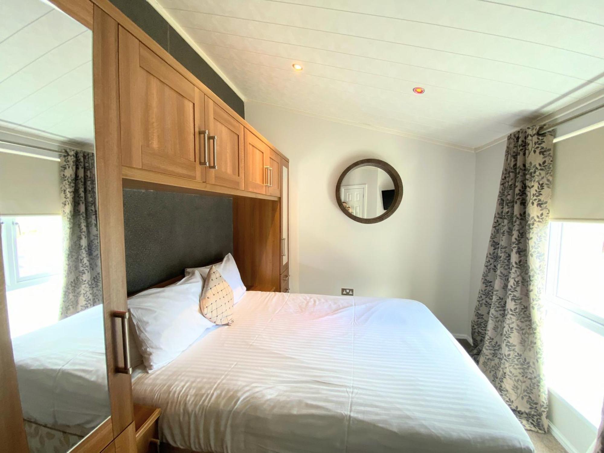 Benarty 11 With Private Hot Tub - Fife - Loch Leven - Lomond Hills - Pet Friendly Villa Kelty Buitenkant foto