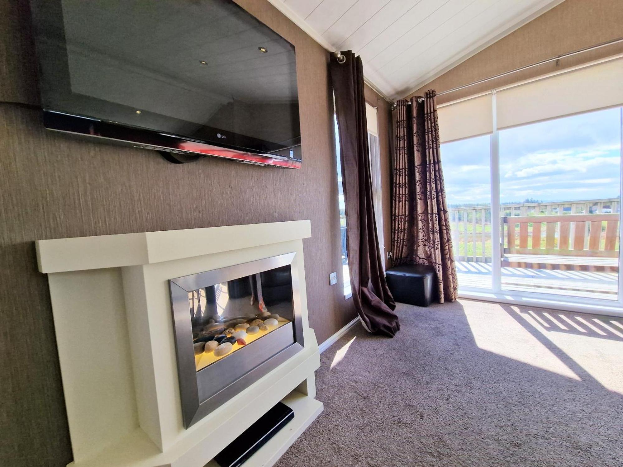 Benarty 11 With Private Hot Tub - Fife - Loch Leven - Lomond Hills - Pet Friendly Villa Kelty Buitenkant foto